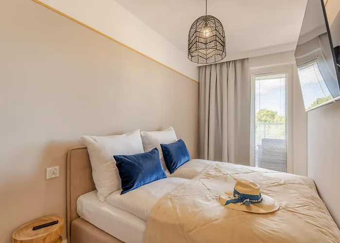 Glamorous E203 Bawialnia Basen Fitness W Cenie- Polanki Aqua - Apartament