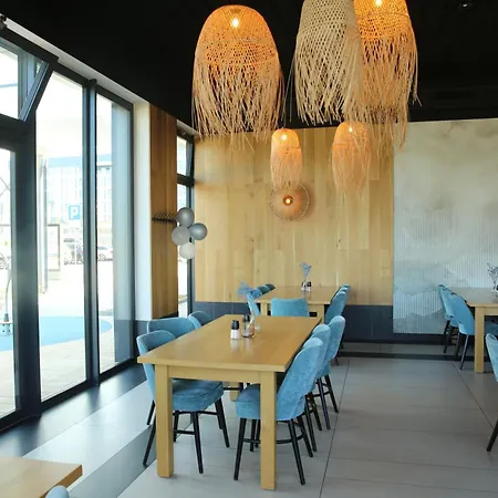 Glamorous E203 Bawialnia Basen Fitness W Cenie- Polanki Aqua - Apartamento